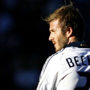 开云官网-传奇二十连杀！西亚卡姆G2再冲极限，谁能阻挡这颗非洲明星的崛起？西亚卡姆G2二十连杀震撼全场，非洲巨星崛起势不可挡