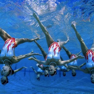 开云官网-闪耀之夜，维尼修斯传射定乾坤，巴黎神秘新星引球探蜂拥，维尼修斯传射闪耀之夜，巴黎神秘新星引球探蜂拥